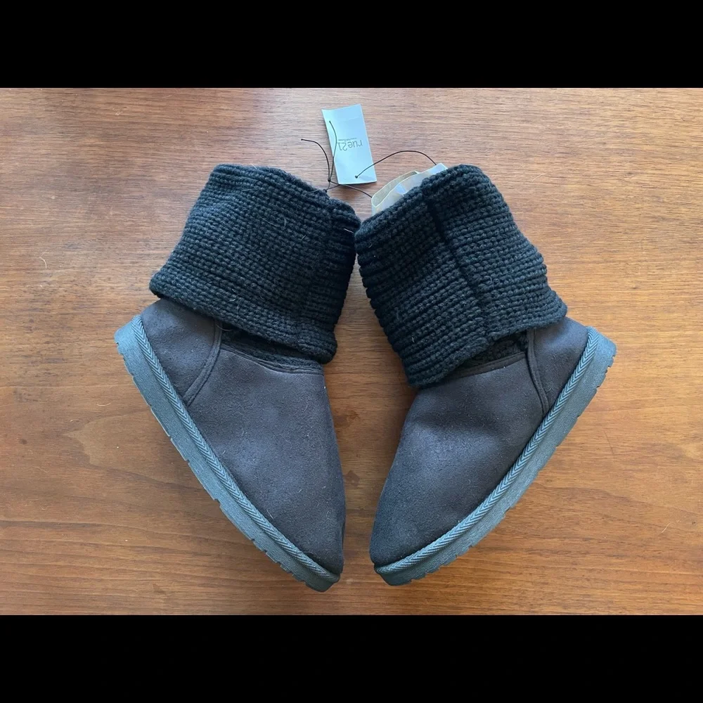 NWT Black Cozy Knit Tall Boots - Picture 5 of 5